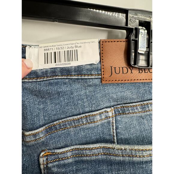 Judy Blue Women's End Game Hi-Rise Tummy Control Skinny Jeans Raw hem size 15/32 - Picture 5 of 8